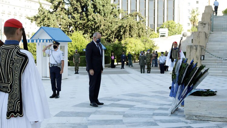 Σύμβολα αλτρουισμού οι εθνικοί μας ευεργέτες